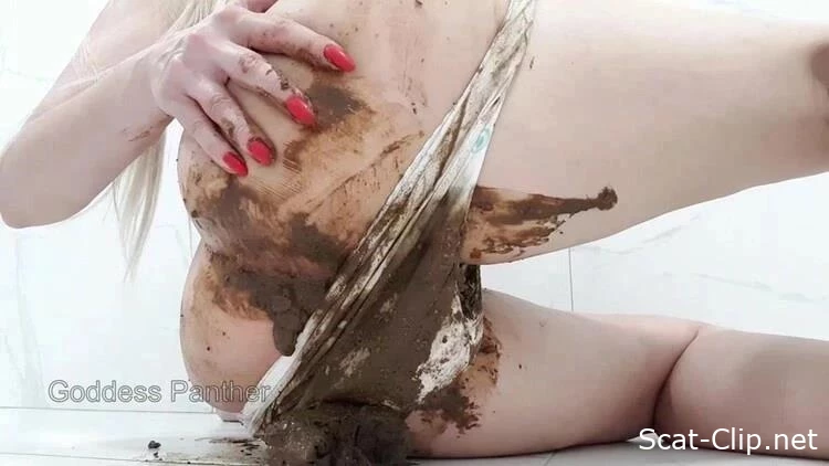 Cultured Crap: A Sophisticated Look At Female Excretion - thefartbabes